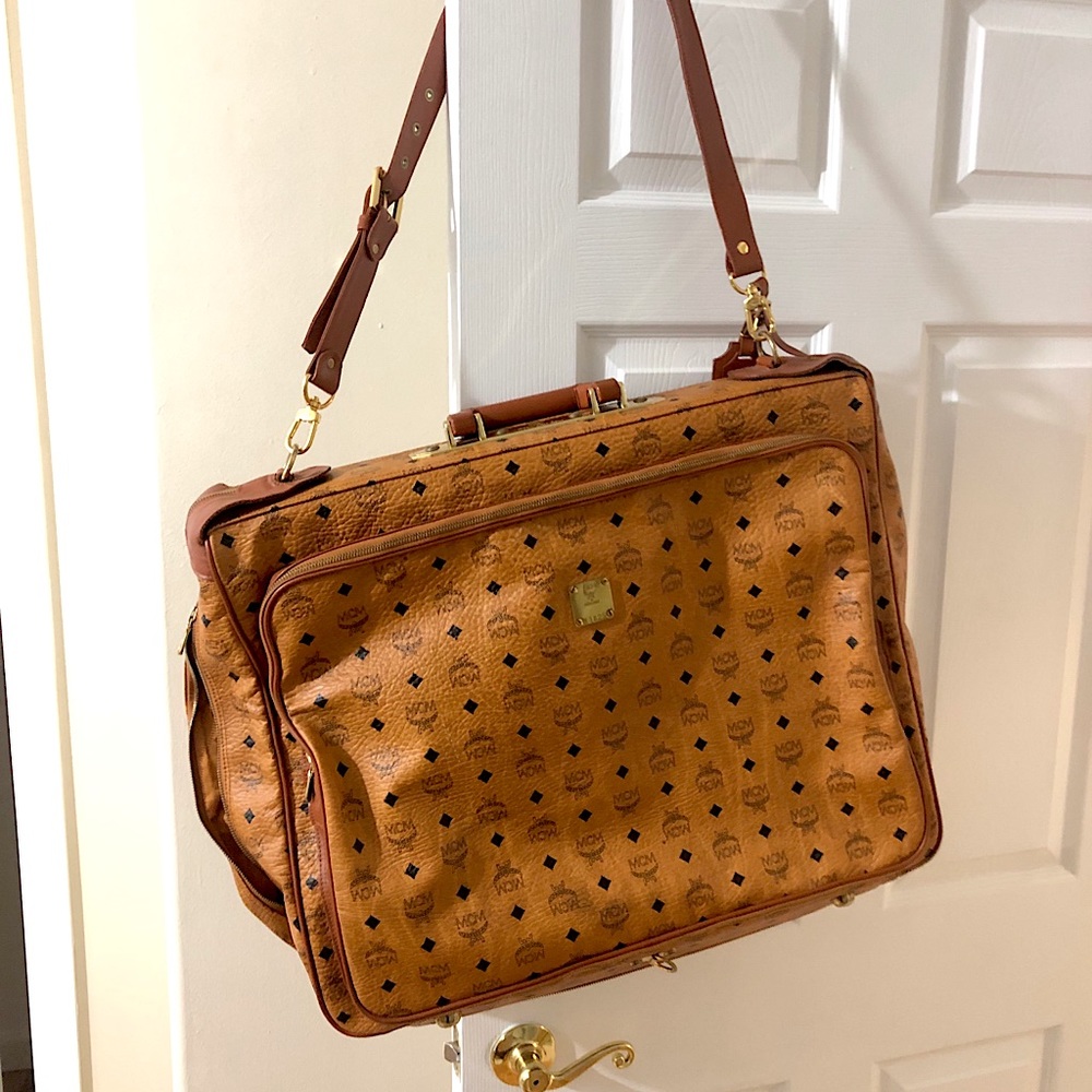 Travel bag - Picture 2 of 13